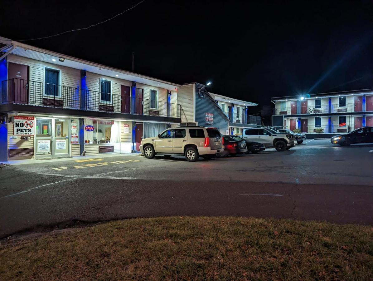 Executive Inn Coopersburg Esterno foto