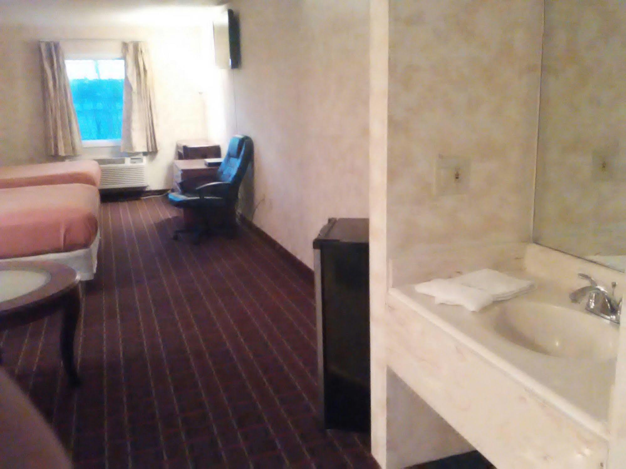 Executive Inn Coopersburg Esterno foto