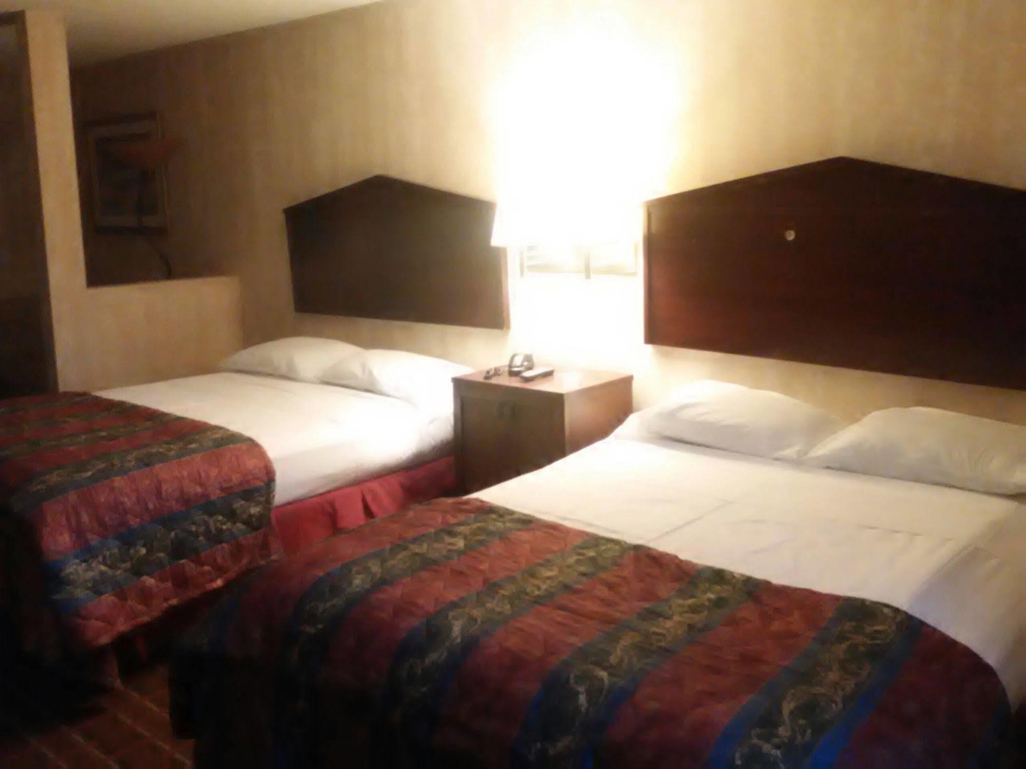 Executive Inn Coopersburg Esterno foto