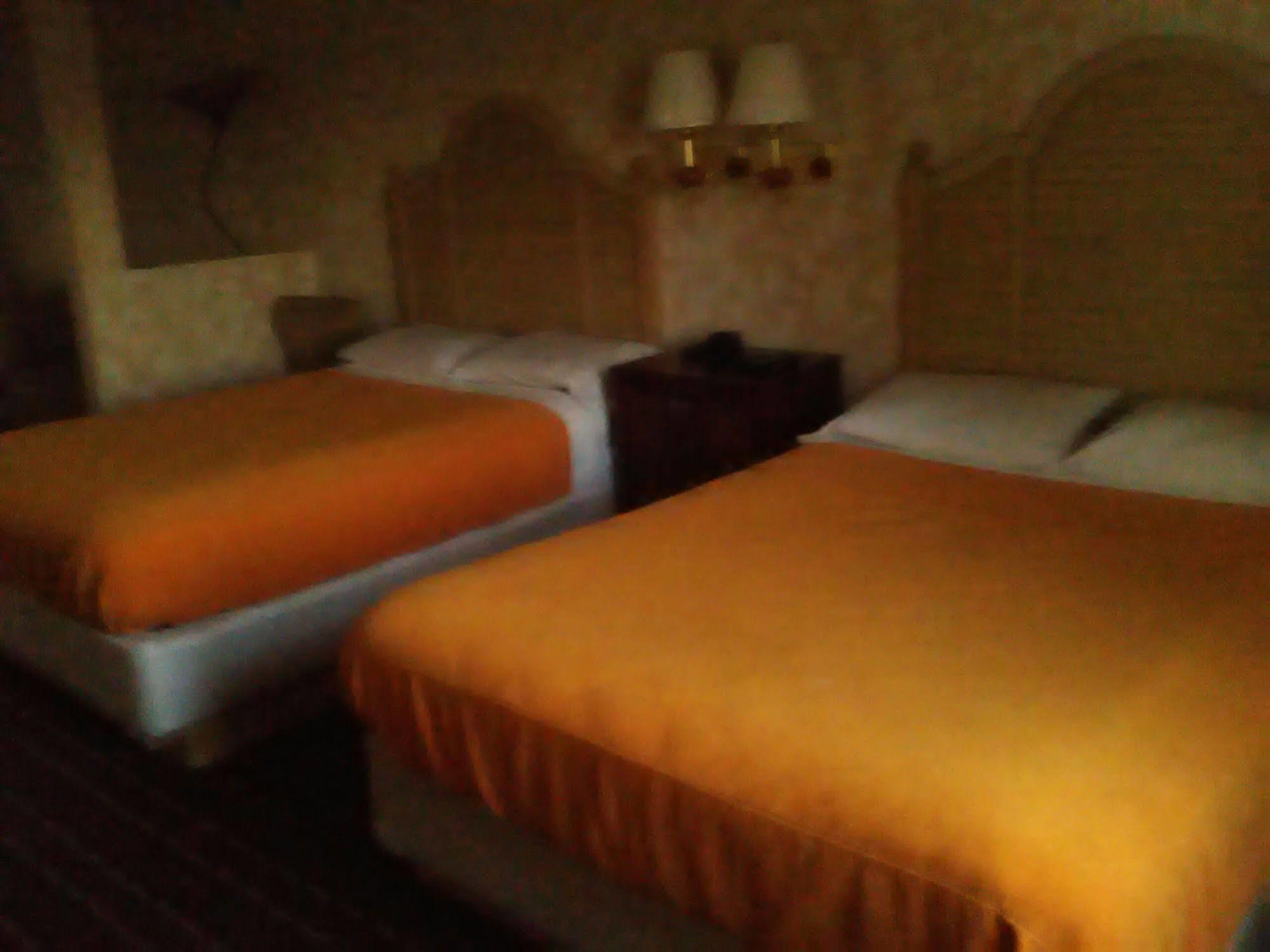 Executive Inn Coopersburg Esterno foto
